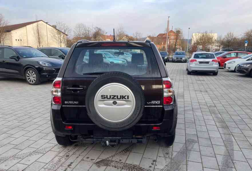 Suzuki Grand Vitara 1.6i 4X4 benzín 78kw - foto 3