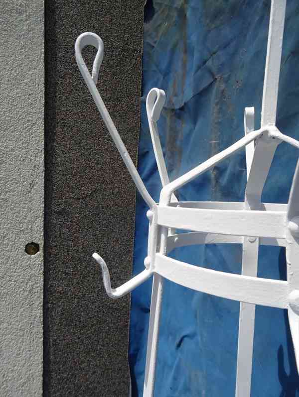 Věšák na klobouky , kabáty a deštníly . - foto 7