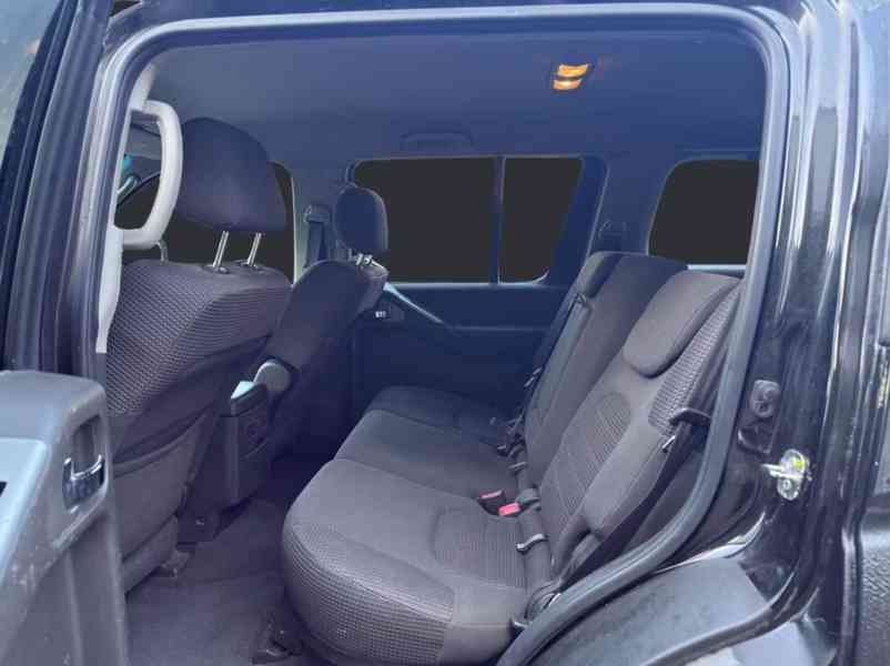 Nissan Pathfinder 2.5 dCi Elegance 126kw - foto 11