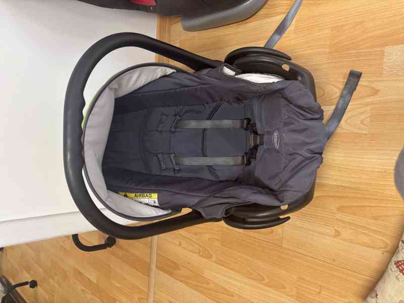 Autosedačka - foto 3