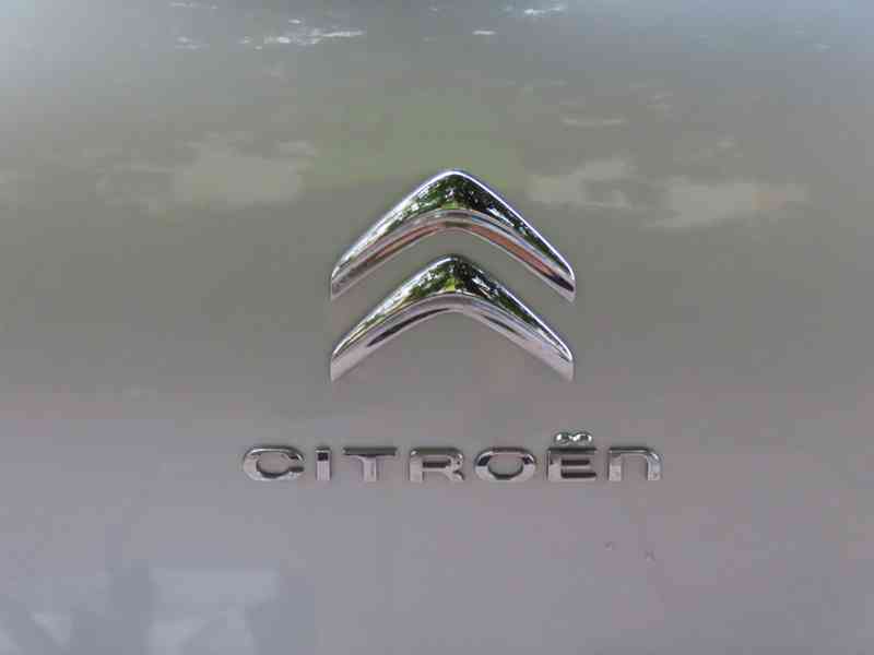 Prodám Citroën C3, 50Kw, 1,4 nafta - NOVÁ STK 2025 - foto 18