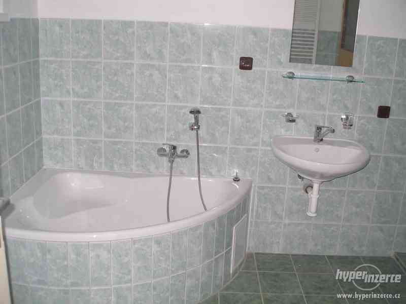 PRONÁJEM RODINNÉHO DOMU KYJOV - BORŠOV - foto 3