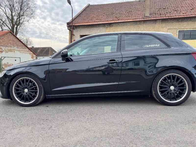 Audi A3 2,0 TDI - foto 3