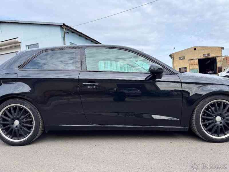 Audi A3 2,0 TDI - foto 4
