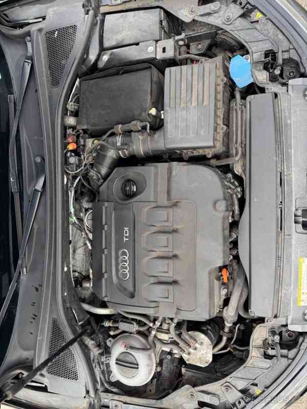 Audi A3 2,0 TDI - foto 5