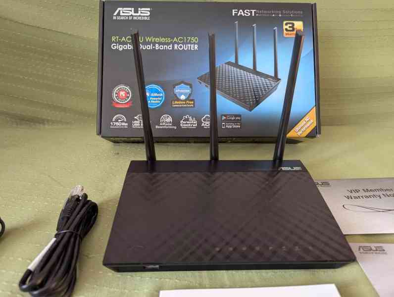 Dvoupásmový Wi-Fi Router Asus RT-AC66U B1 - foto 3