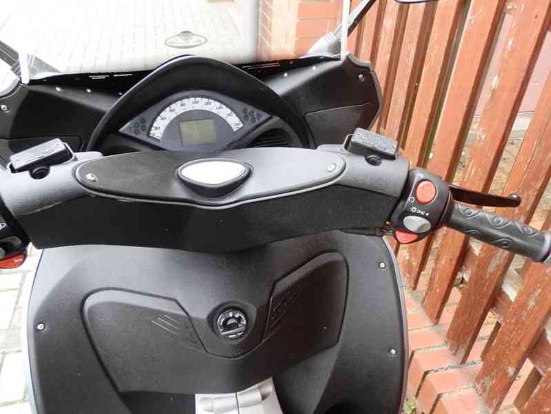 Malaguti Spider Max RS 500 (2010) - foto 14