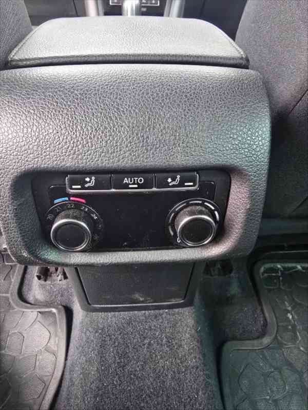 Seat Alhambra 2,0   TDi, 135kW, 4x4, 7 míst - foto 7