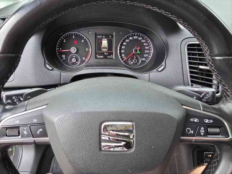 Seat Alhambra 2,0   TDi, 135kW, 4x4, 7 míst - foto 11