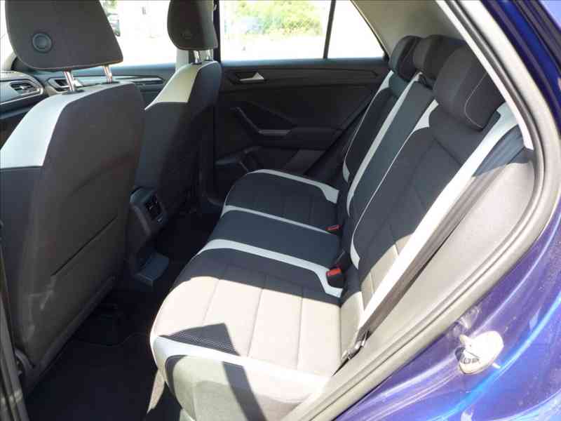 Volkswagen T-Roc 2,0 TDI 110KW 4x4 VIRTUAL LED - foto 6