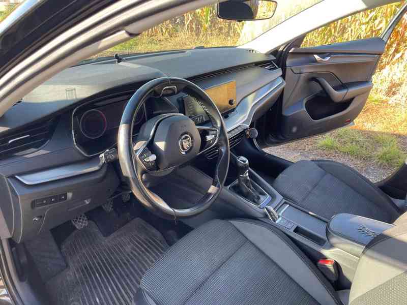 Škoda Octavia 2.0 TDI 85 kW | 2020 | 379 000 km | 220 000 Kč - foto 6