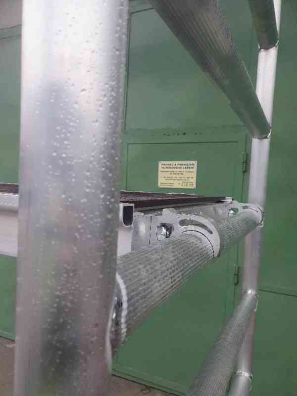 Pojízdné hliníkové lešení 4m dosah na ruce - foto 3