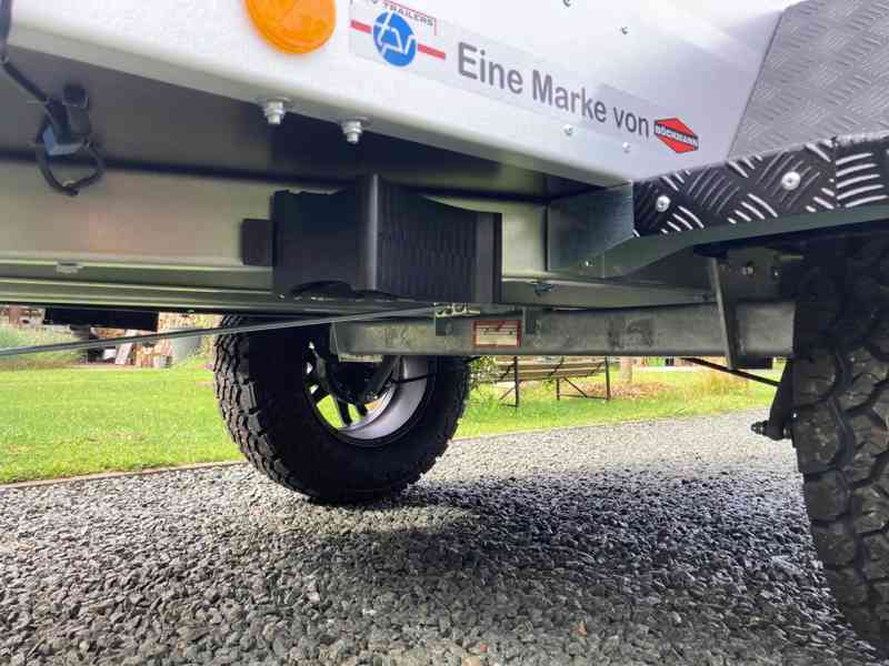 Přívěsný Vozík OFFROAD CAMPING s Nosičem na Stan Böckmann  - foto 8