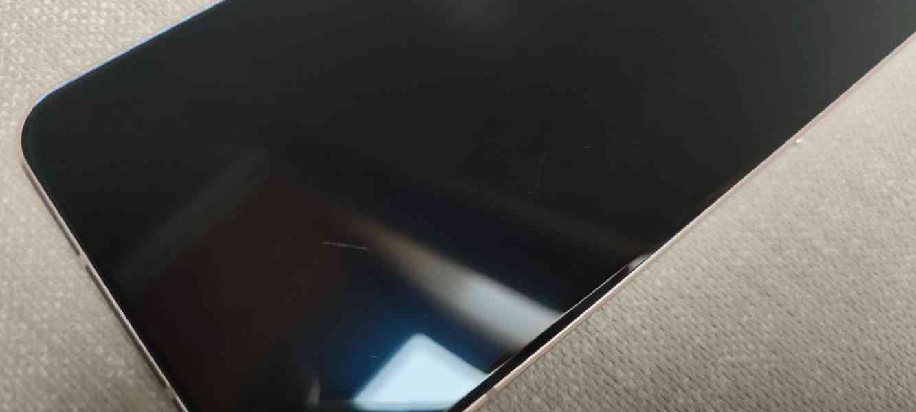 Špičkový telefon LG V60 ThinQ 5G - foto 3