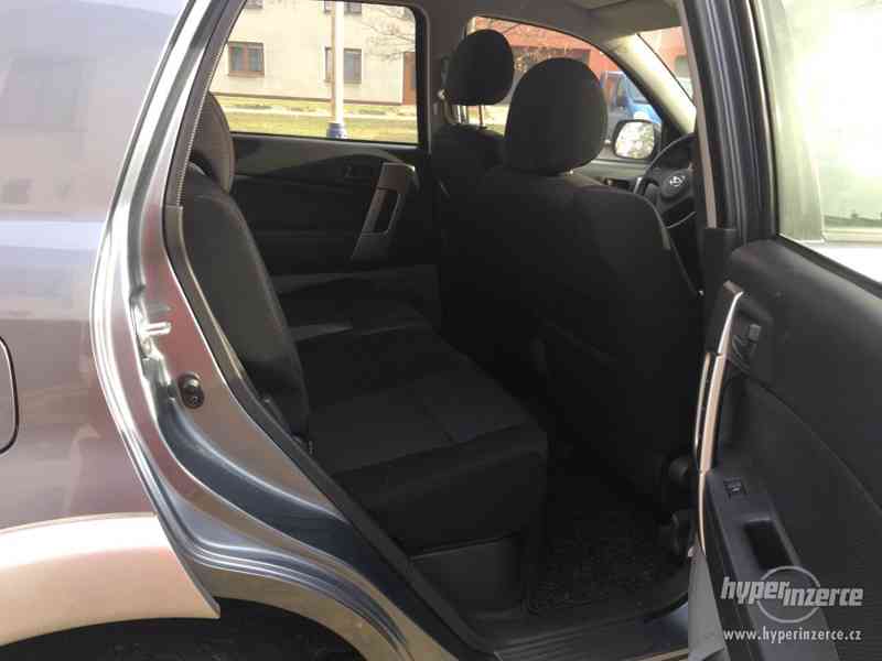 Daihatsu Terios 1.5i 4x4 - foto 8