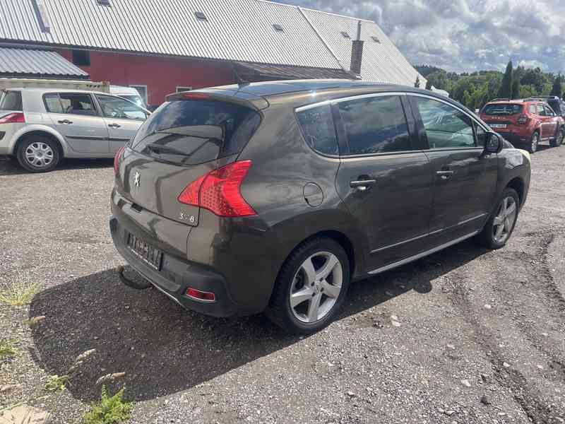 Peugeot 3008 1,6 VTI 115KW 5FV r 2010 prodám díly - foto 3