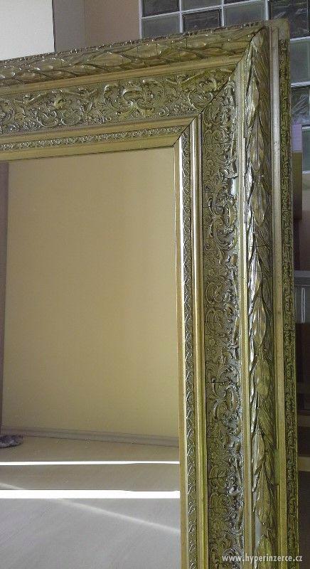Prodám krásné zdobené starožitné zrcadlo 85x100cm - foto 5