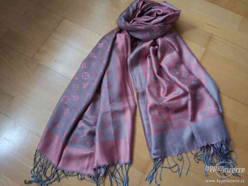 Jedinečný šátek / šál LV Louis Vuitton - foto 1