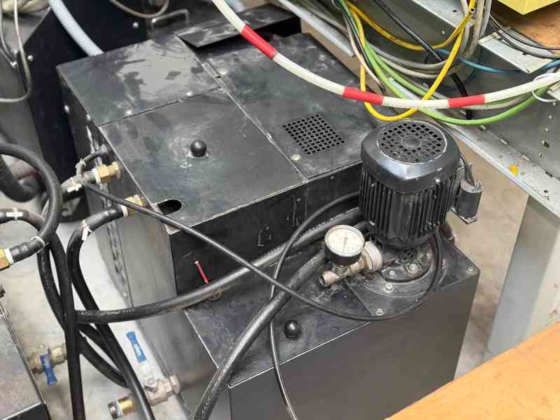 SARIX SX200 HPM – CNC mikro-EDM obráběcí centrum, 3D - foto 7
