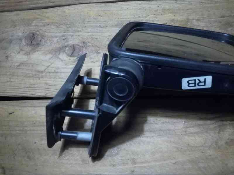 Zpětné zrcátko Terrano I - foto 4