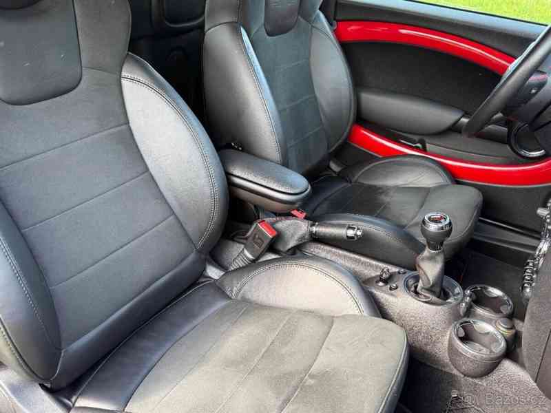 Mini JCW 1,6   COOPER 155 kW – 49 000 km - foto 14
