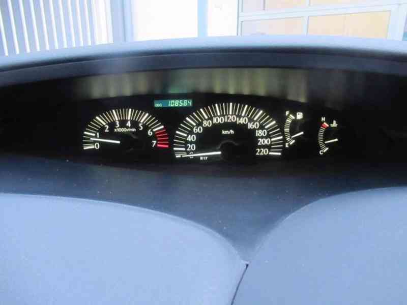 Toyota Previa 2.4i Sol benzín 115kw - foto 5