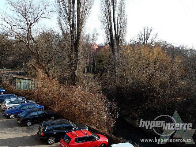 Činžovní dům s obchodními prostorami Praha 4 - Záběhlice - foto 5