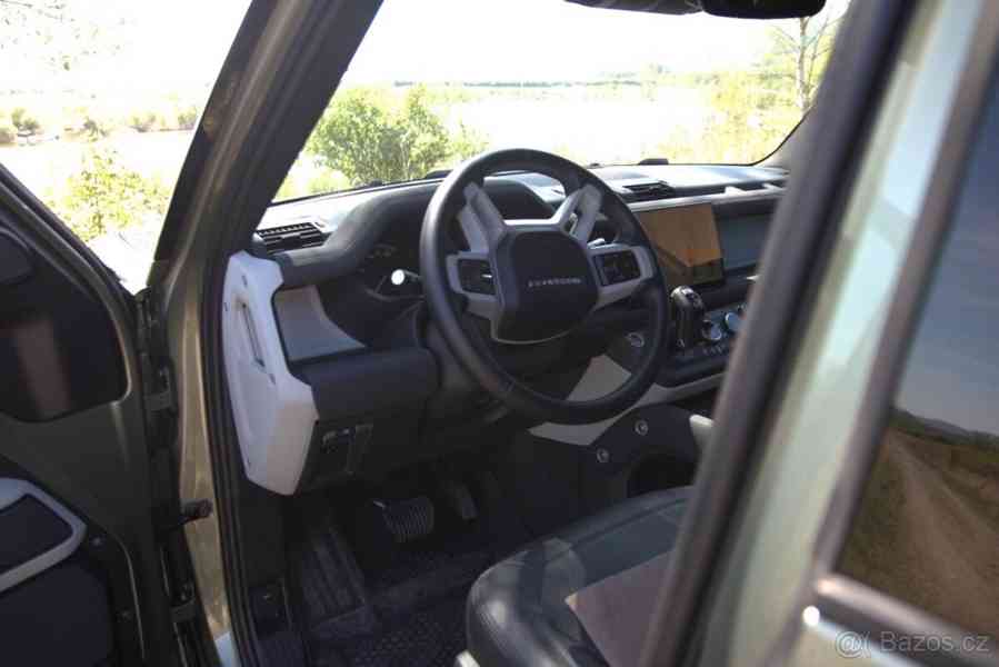 Land Rover Defender 3,0   110 - foto 8