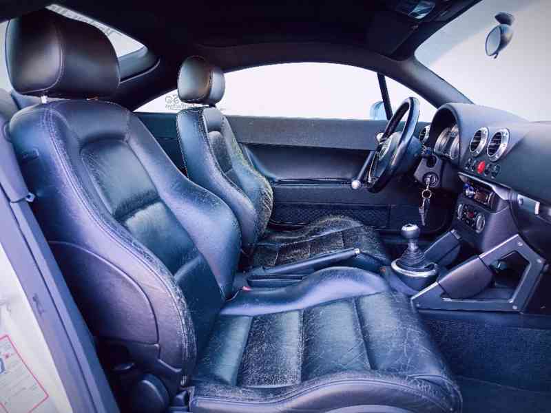 AUDI TT 1,8Turbo Coupé 132KW - foto 14