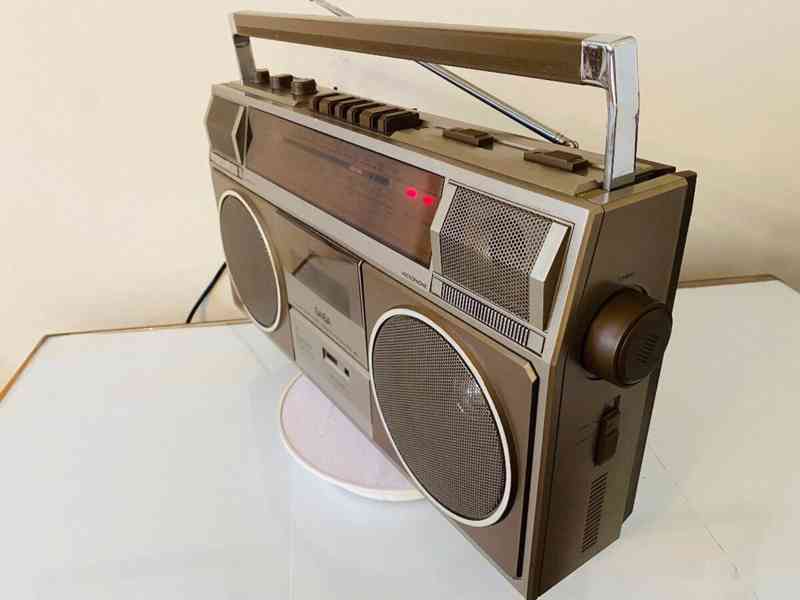 Radiomagnetofon Saba RCR 480, rok 1983 - foto 2
