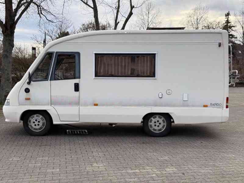 Naléhavé darování obytného vozu