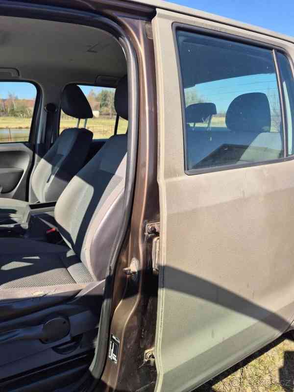 Volkswagen Amarok r.v. 2011, 4x4 - foto 8