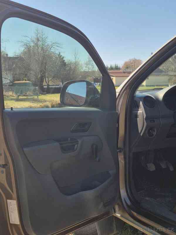 Volkswagen Amarok r.v. 2011, 4x4 - foto 3
