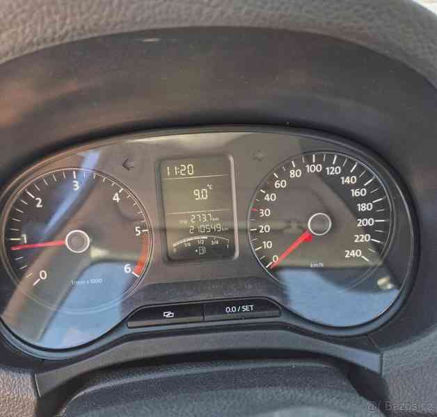 Volkswagen Amarok r.v. 2011, 4x4 - foto 12