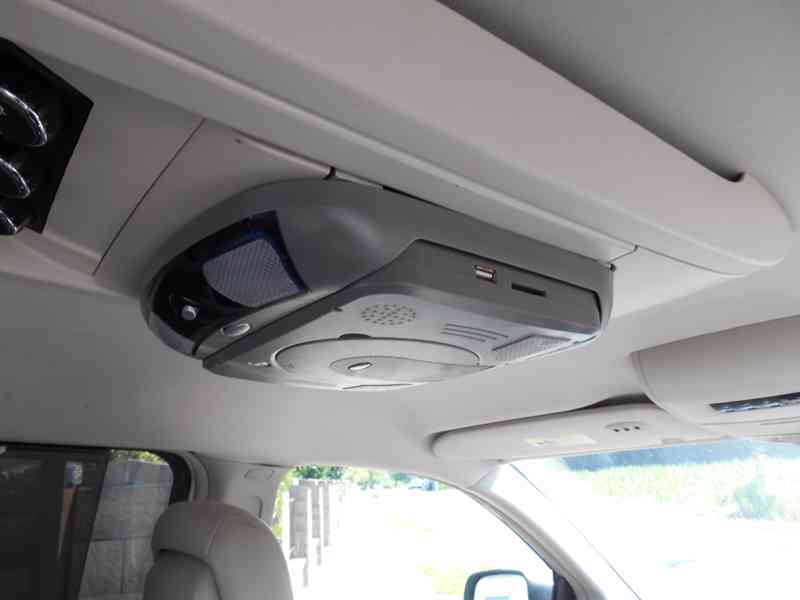 Chrysler Town Country 3,6 Penta DVD 2011 - foto 11