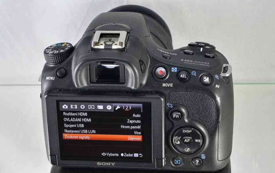 Sony SLT-A58 +Objektiv DT18-55mm *Brašna*3650 Exp. - foto 9