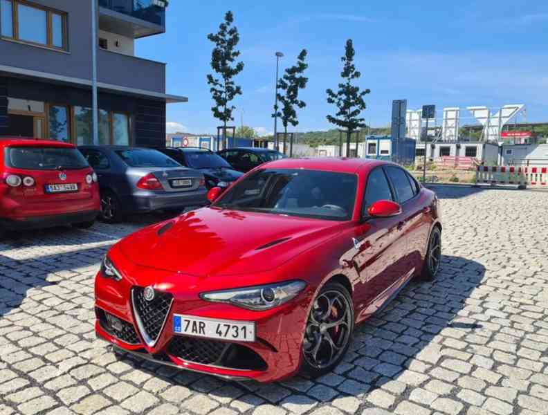 Alfa Romeo Giulia - foto 1