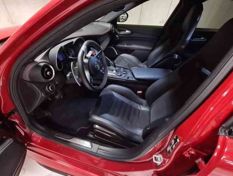 Alfa Romeo Giulia - foto 11
