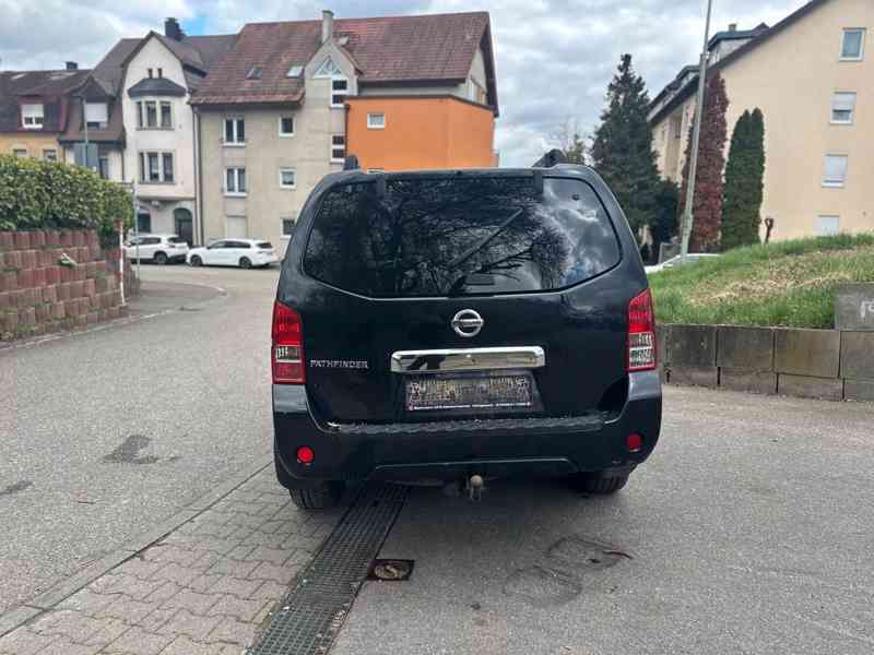 Nissan Pathfinder 2.5 dCi LE Aut. 140kw - foto 6