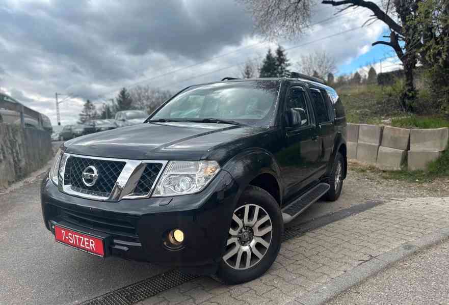 Nissan Pathfinder 2.5 dCi LE Aut. 140kw - foto 12