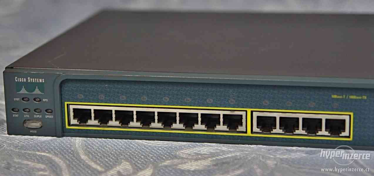 Cisco Systems Catalyst 2950 Series 12 Switch - foto 1