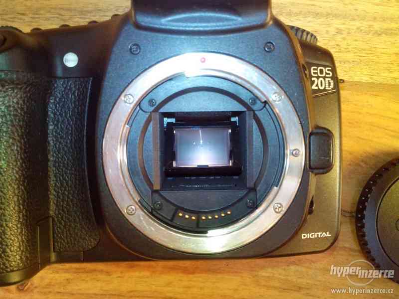 Canon EOS 20D - tělo - foto 14