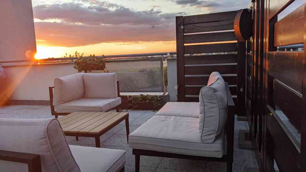 Vybavený luxusní mezonet & penthouse s terasou (200m2) - foto 15