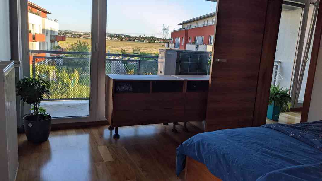 Vybavený luxusní mezonet & penthouse s terasou (200m2) - foto 26