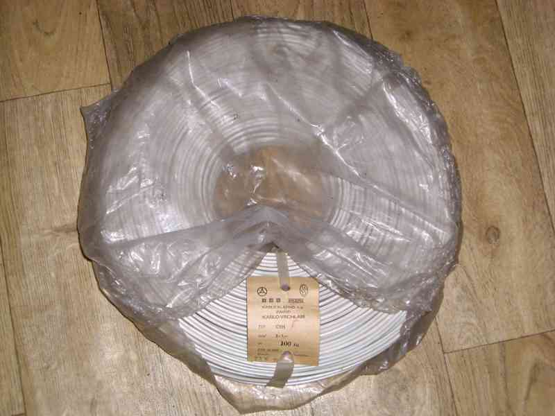 kabel bílý 100m trojlinka CYH 3 x 1