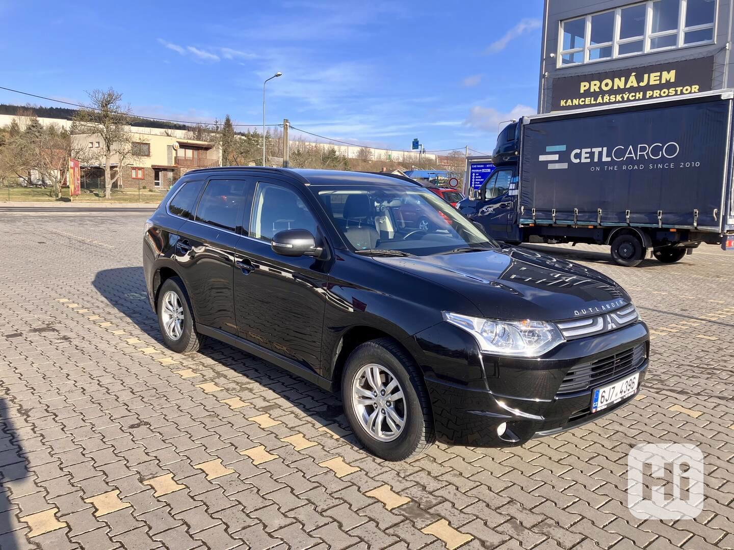 Mitsubishi Outlander 3 2,2 Di-D 4x4 TAŽNÉ - foto 1