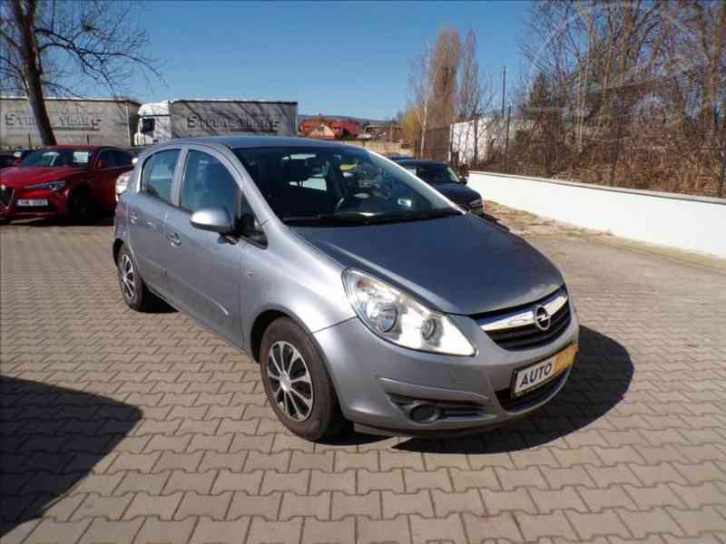 Opel Corsa 1,2 1.2 16V - foto 1
