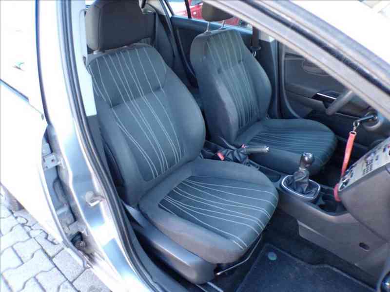 Opel Corsa 1,2 1.2 16V - foto 12