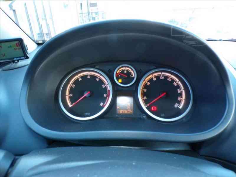 Opel Corsa 1,2 1.2 16V - foto 5