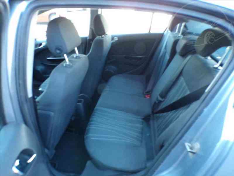 Opel Corsa 1,2 1.2 16V - foto 8